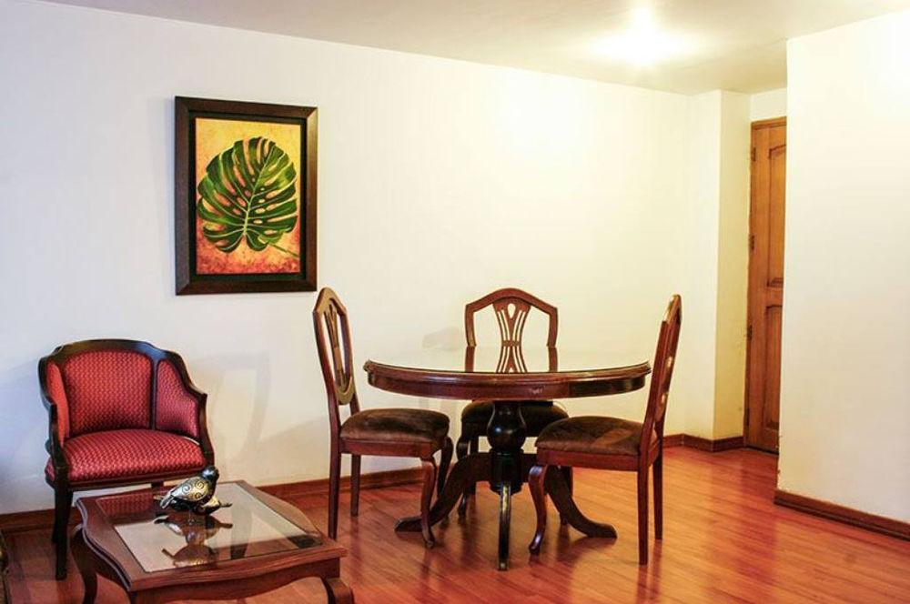 Apartaestudios Los Andes Богота Екстериор снимка