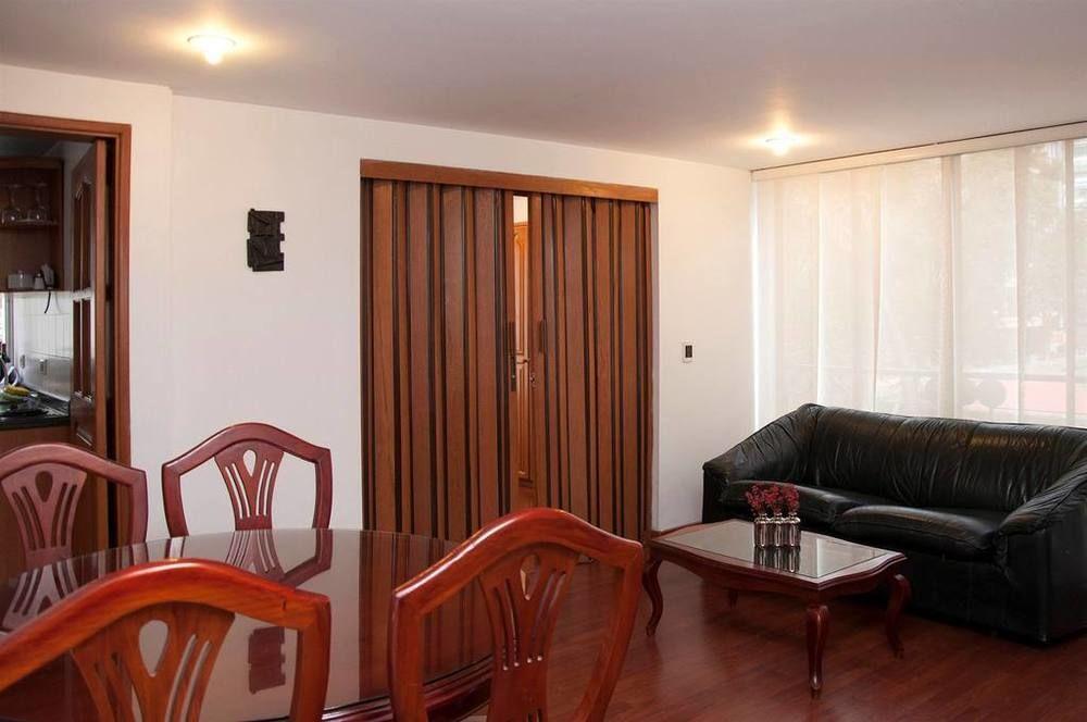 Apartaestudios Los Andes Богота Екстериор снимка