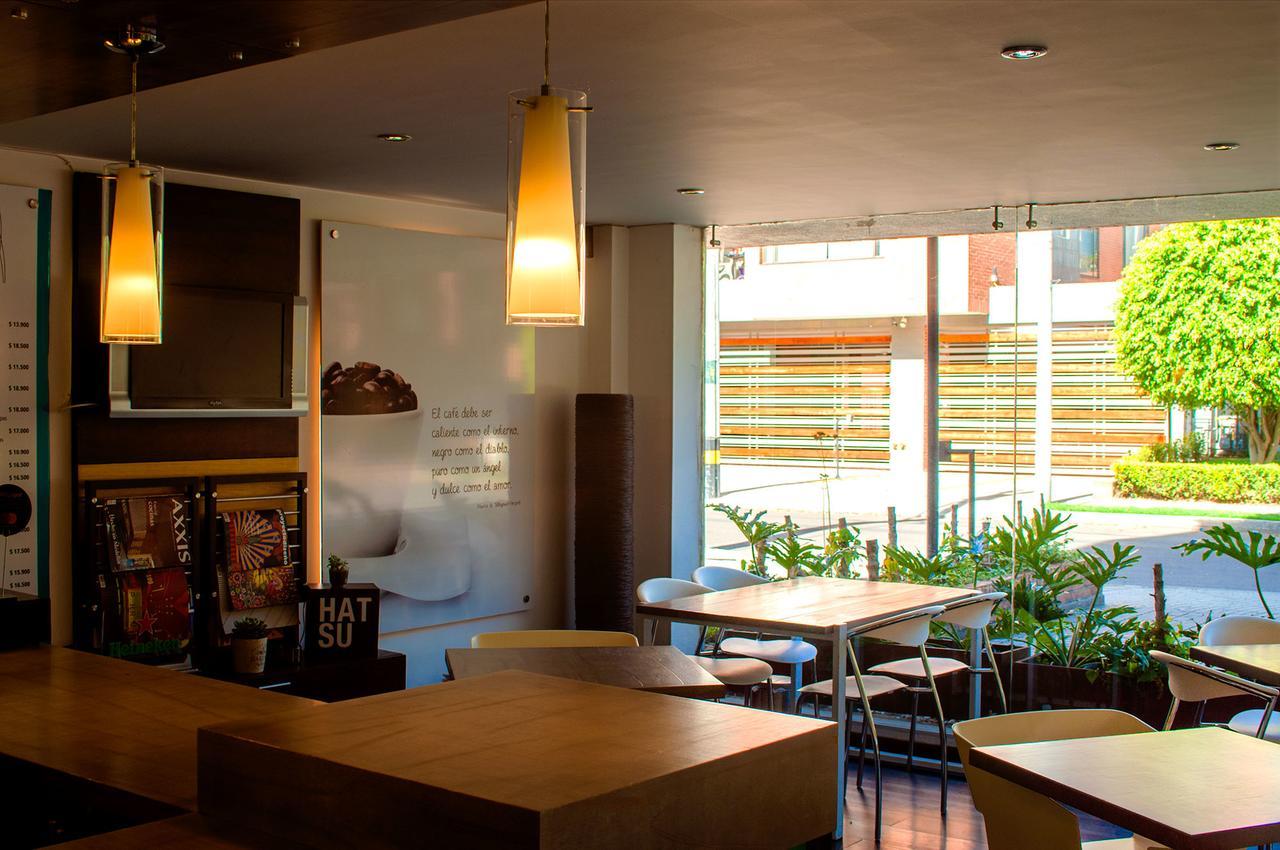 Apartaestudios Los Andes Богота Екстериор снимка
