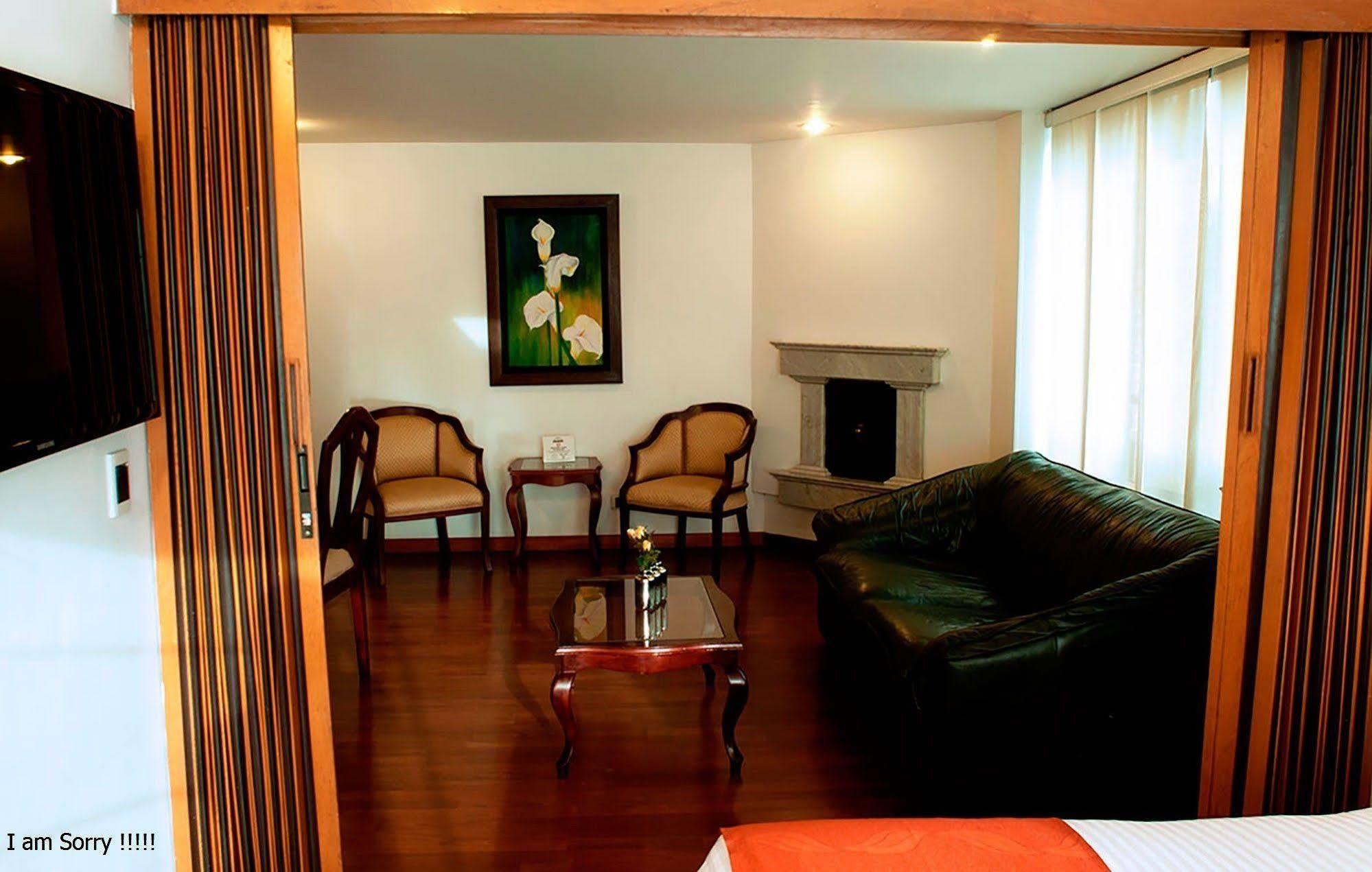 Apartaestudios Los Andes Богота Екстериор снимка